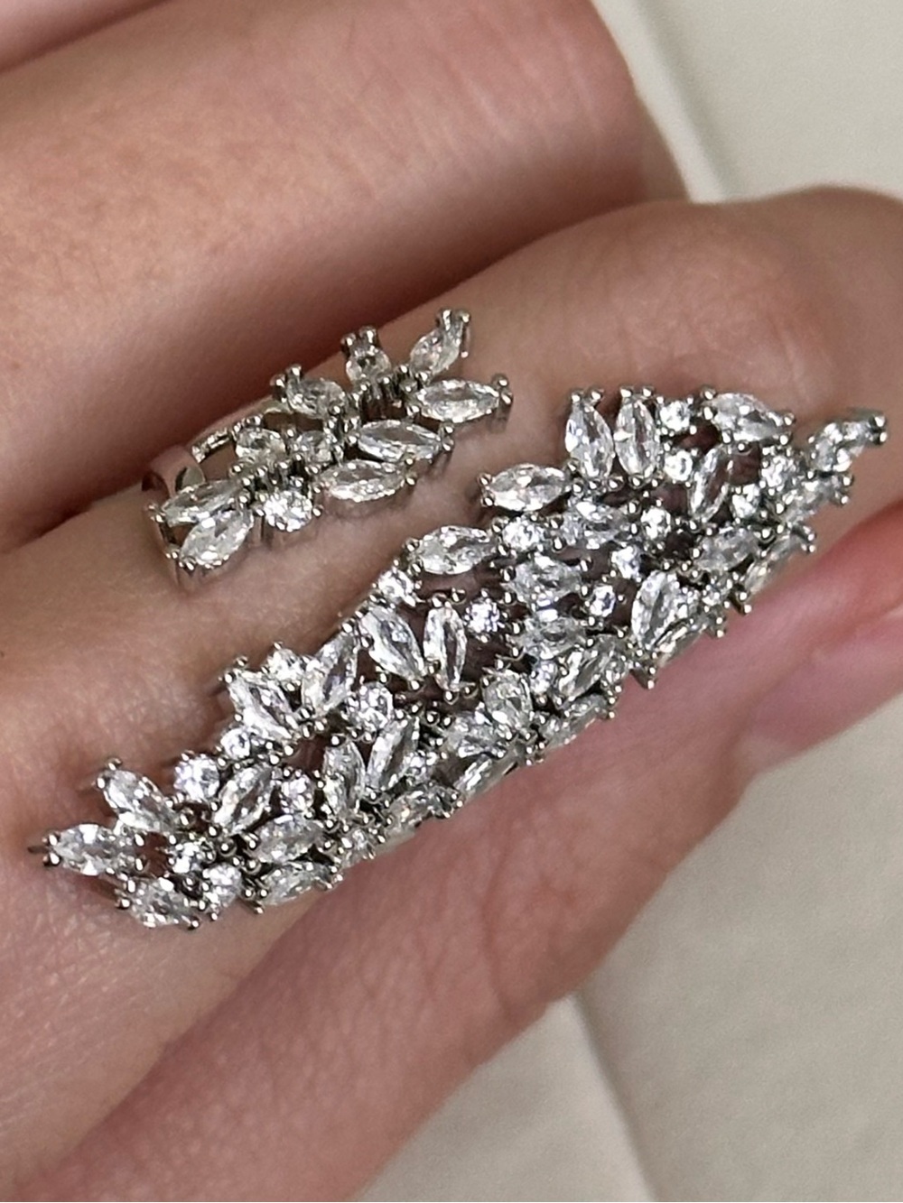 Eye Catcher Silver Statement ZC Crystal Cocktail Ring